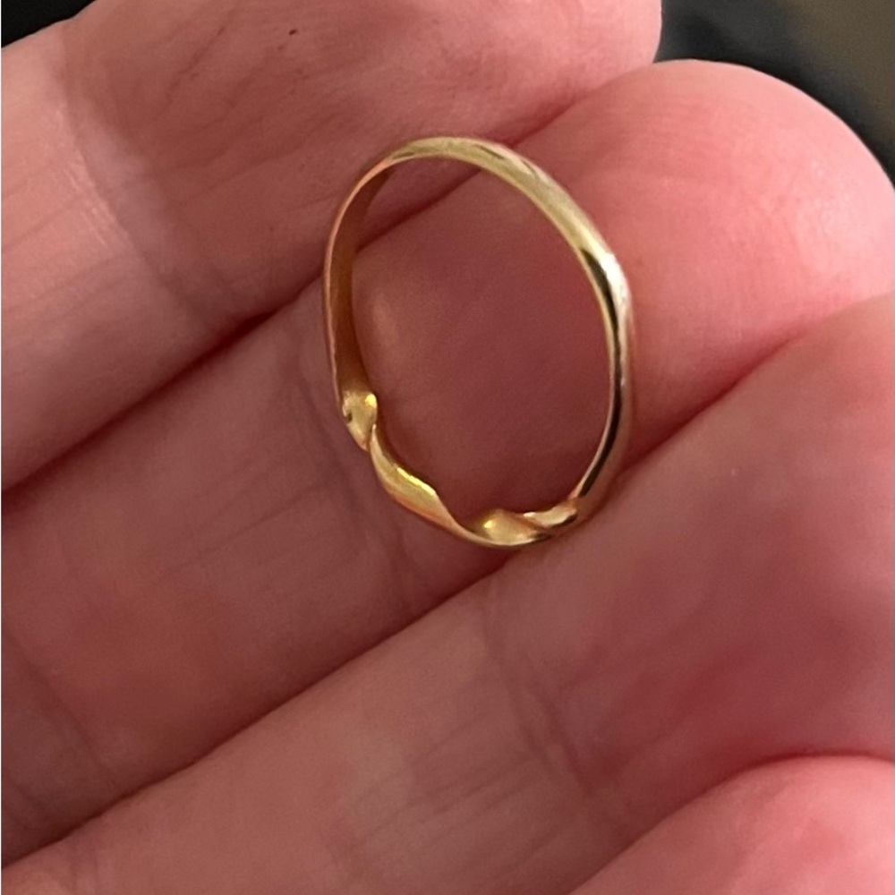Gorgeous Dainty Solid 14 K Gold Twist Ring by Carolyn Seidel! - Picture 5 of 13